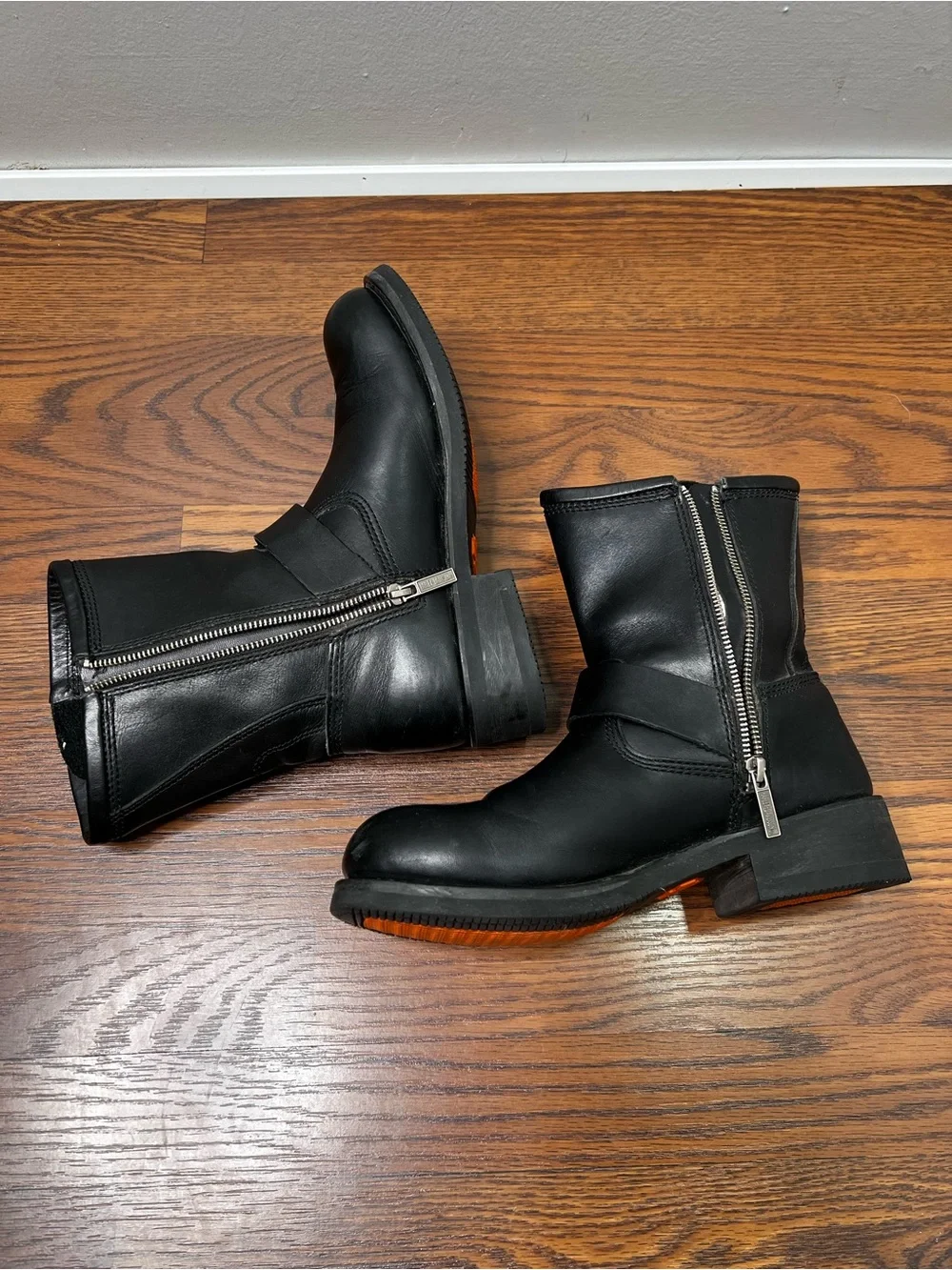 Harley-Davidson Black Leather Boots with Hog Embroidered design size Men’s 8